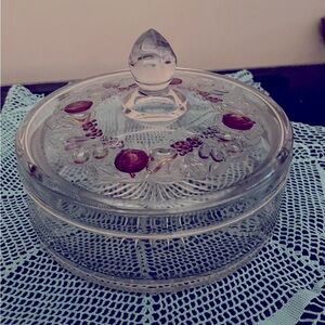 Westmoreland Della Robbia Flashed Lidded Round Candy Dish